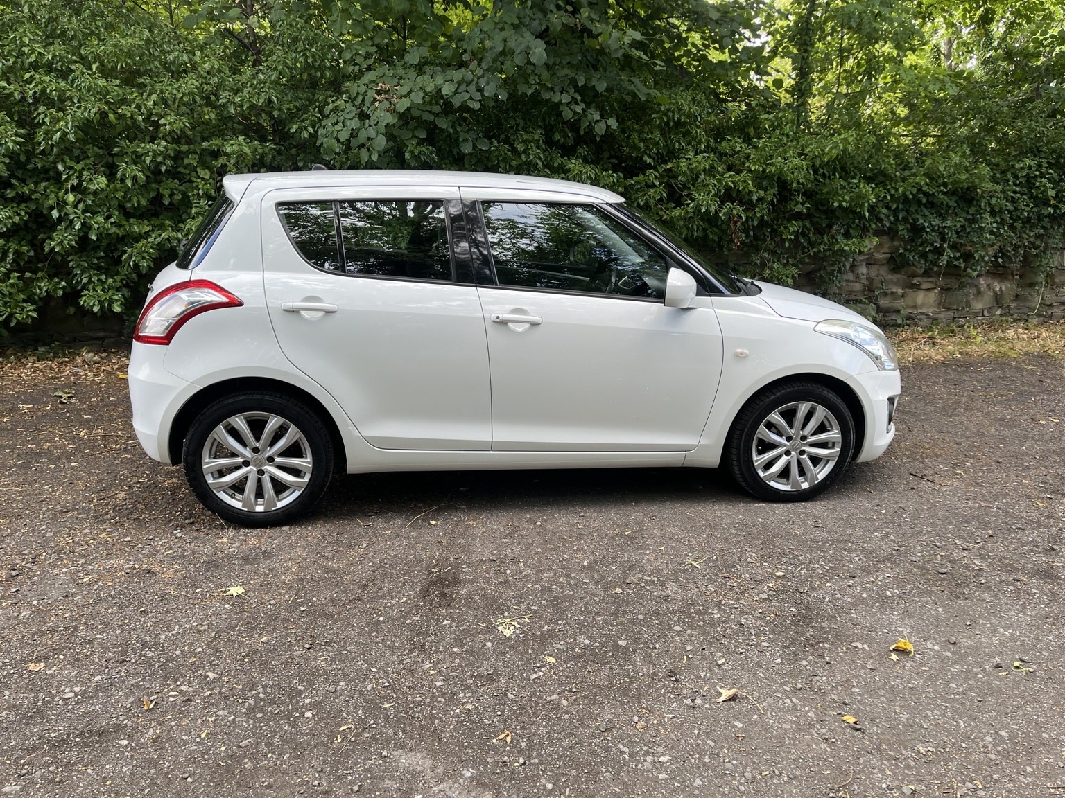 2014 Suzuki Swift 1.2 SZ2 thumbnail 3