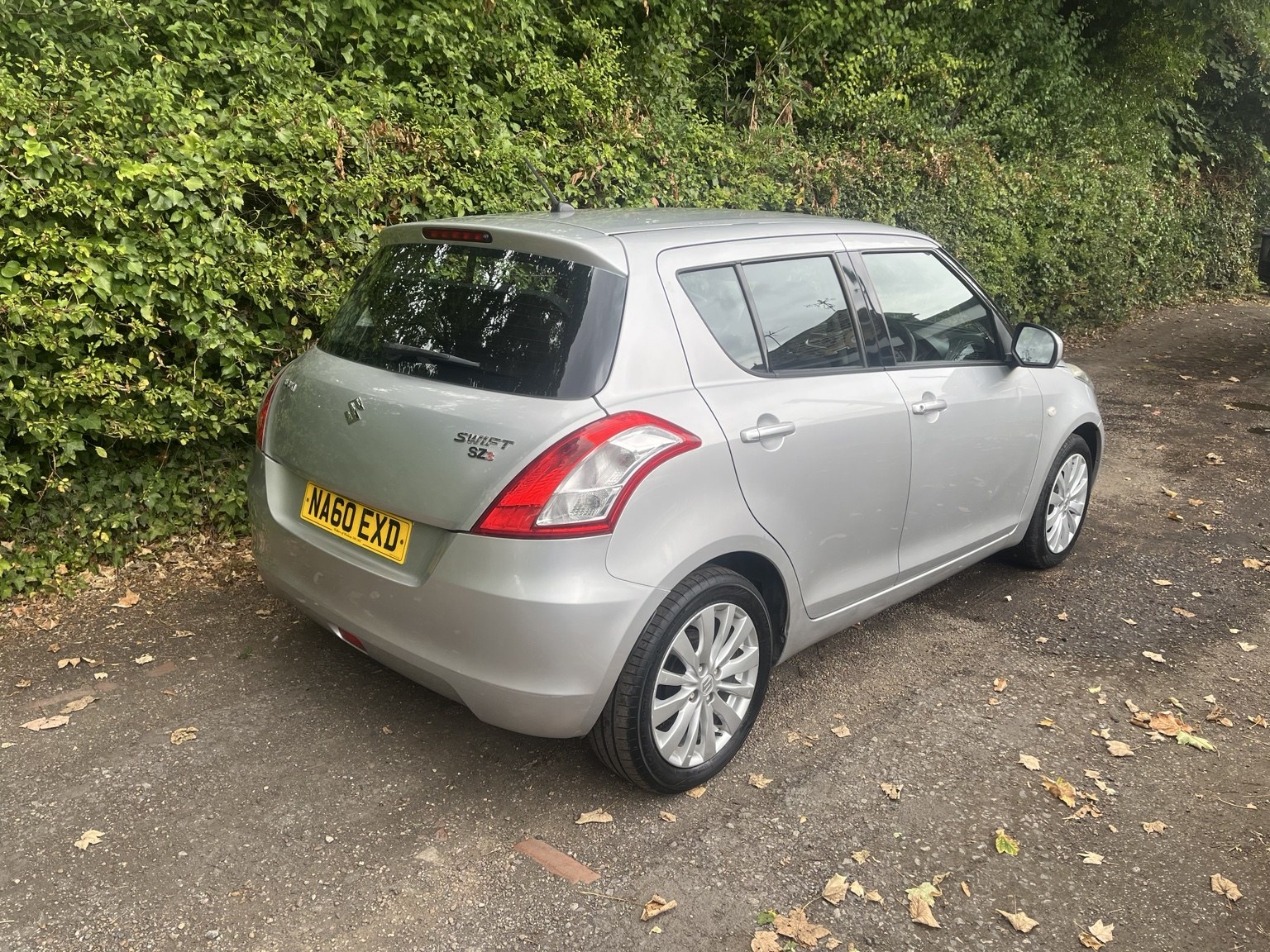 2010 Suzuki Swift 1.2 thumbnail 2